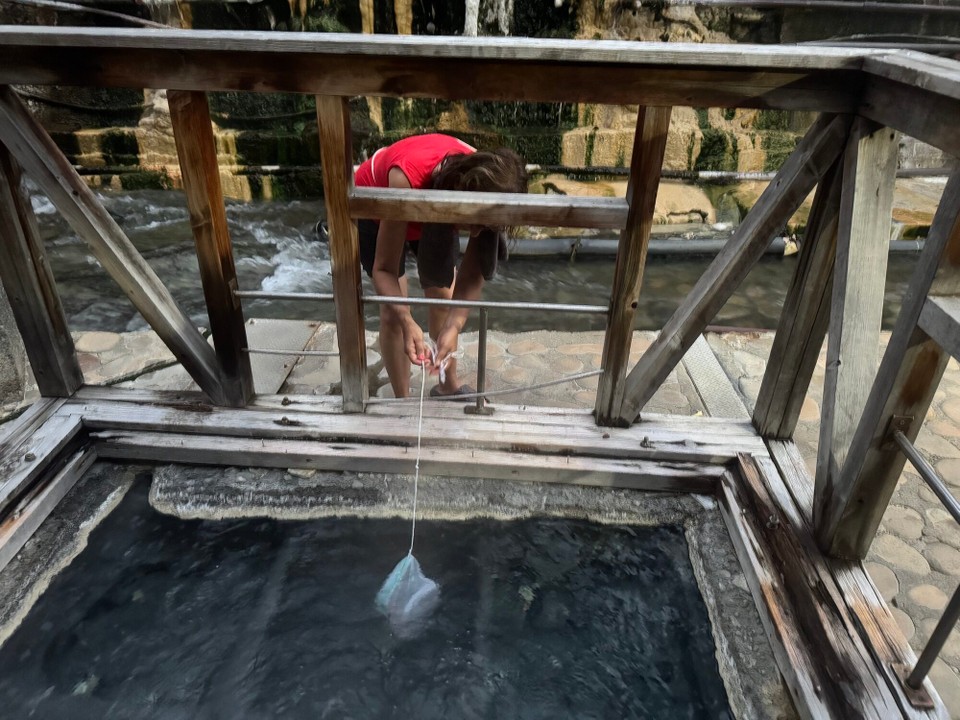 Japan - Tanabe - Auch zum Eier kochen gut
