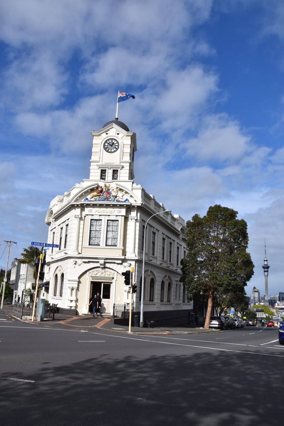 Neuseeland - Piha - Ponsonby Hotel