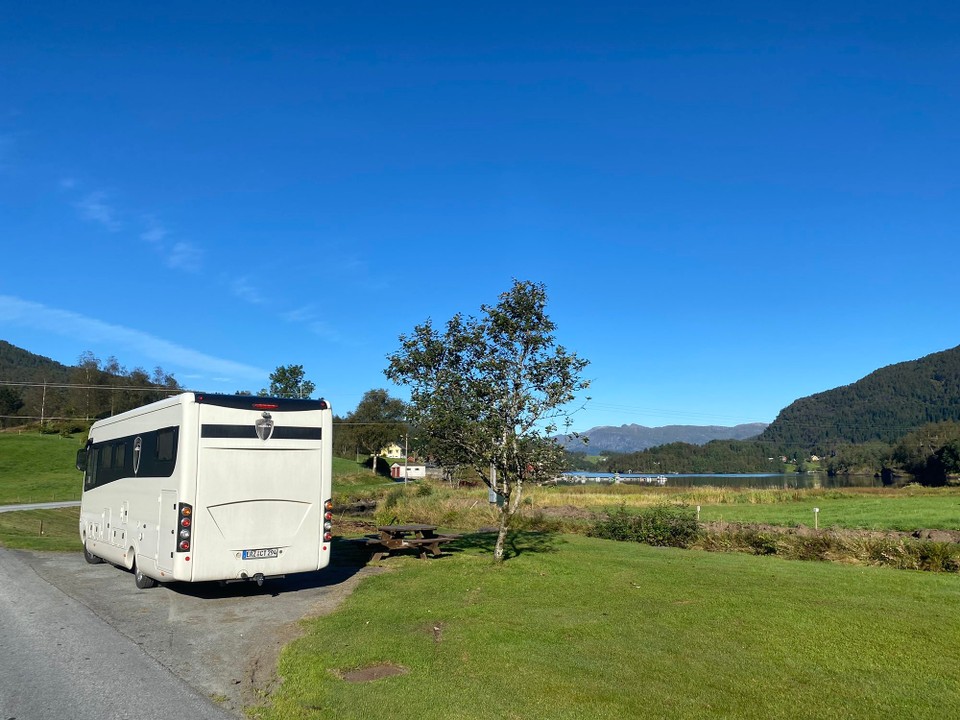 Norwegen - Eikelandsosen - 