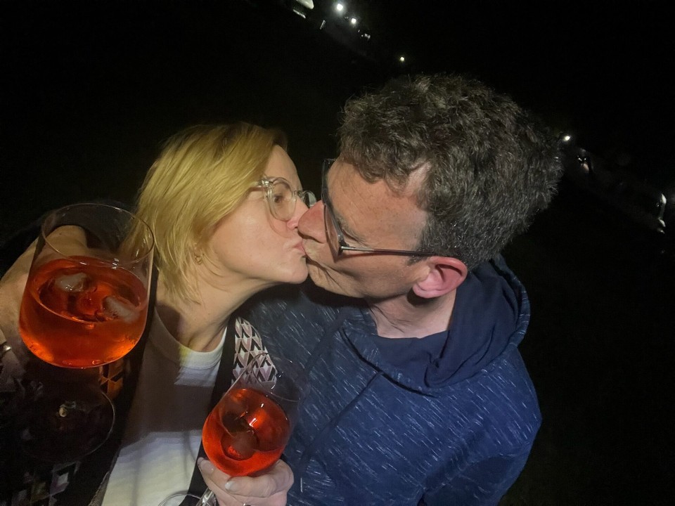 Luxemburg - Alzingen - Am Campingplatz angekommen, machten wir da weiter wo wir in der Pizzeria angefangen haben.