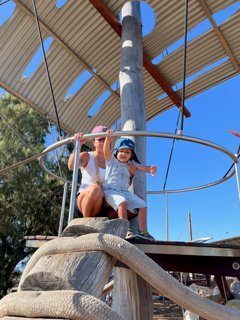 Australien - Jurien Bay - Stattdessen haben wir eine Kleinigkeit gegessen und den örtlichen Spielplatz getestet.