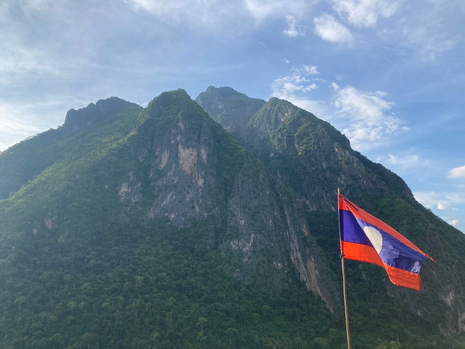 Laos - Ngoi - 