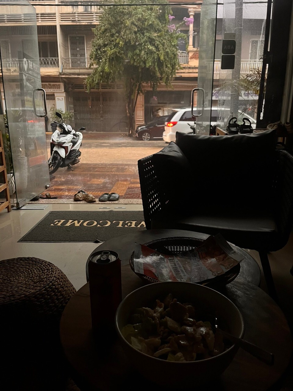 Cambodia - Battambang - Watched the rain and the thunder until it stopped then went to sort my sim out and got some snacks
Back to the hostel by 8pm and in bed 