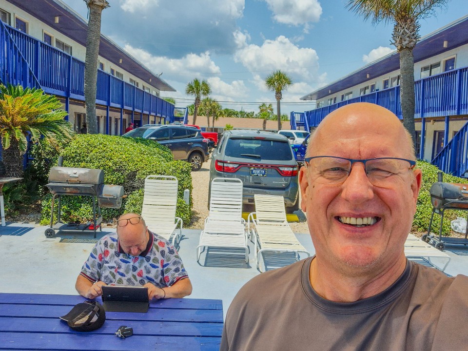 USA - Panama City - Detlef hat den Spaß und ich den Ärger mit den Buchstaben beim Blogschreiben.