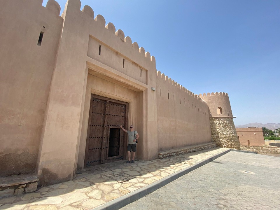 Oman -  - Bilad Sur Castle