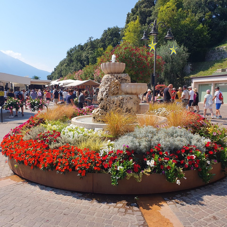 Italien - Limone Sul Garda - Markt in Limone.