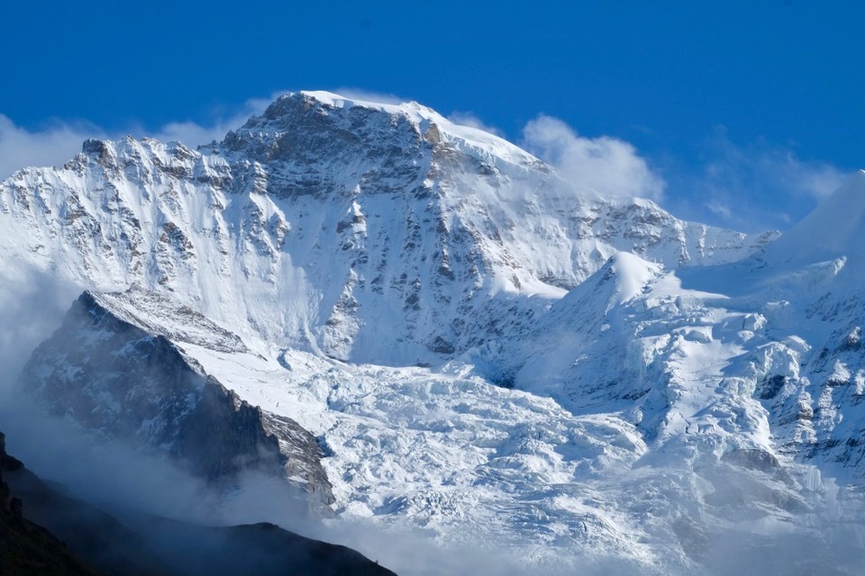  - Schweiz, Wengen - Die Jungfrau ... ziemlich eisig die Gute 😄 Aber die Kleine ist auch stolze 4158m groß!