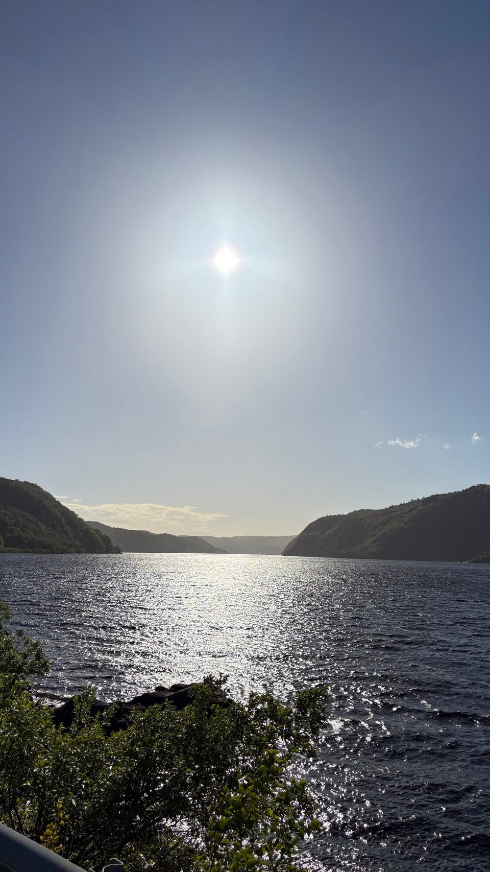 Norwegen - Lyngdal - und da taucht sie noch auf: die Sonne 
