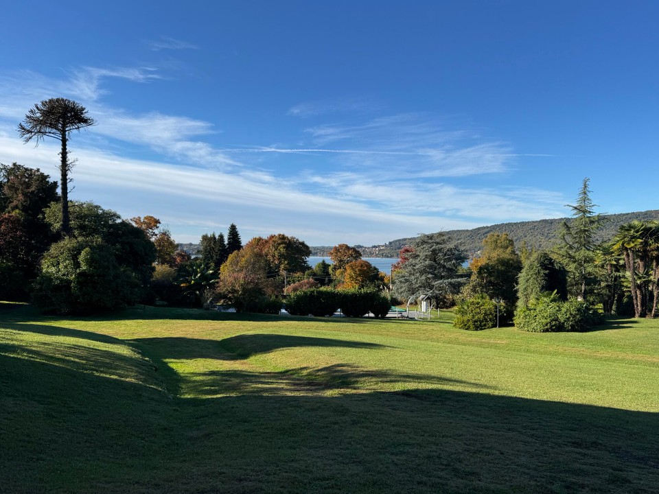 Italien - Varano Borghi - 