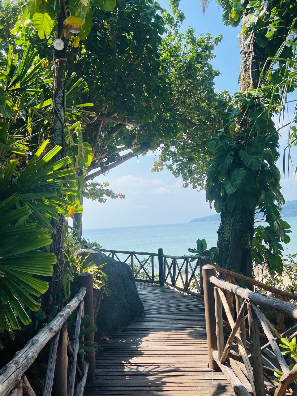 Thailand - Karon - Auf dem Weg zum Karon Beach 🌴