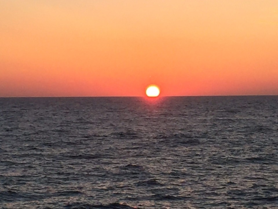 Deutschland - Bremerhaven - Sonnenuntergang vom Schiff aus