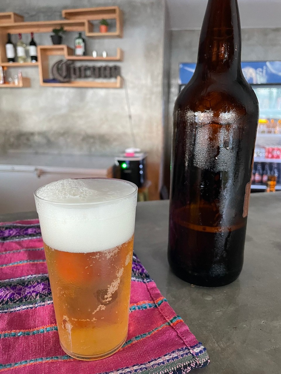 Guatemala -  - Das Hostel macht seinem Namen (Free Cerveza) alle Ehre - Freibier von 17-19 Uhr 🍻 