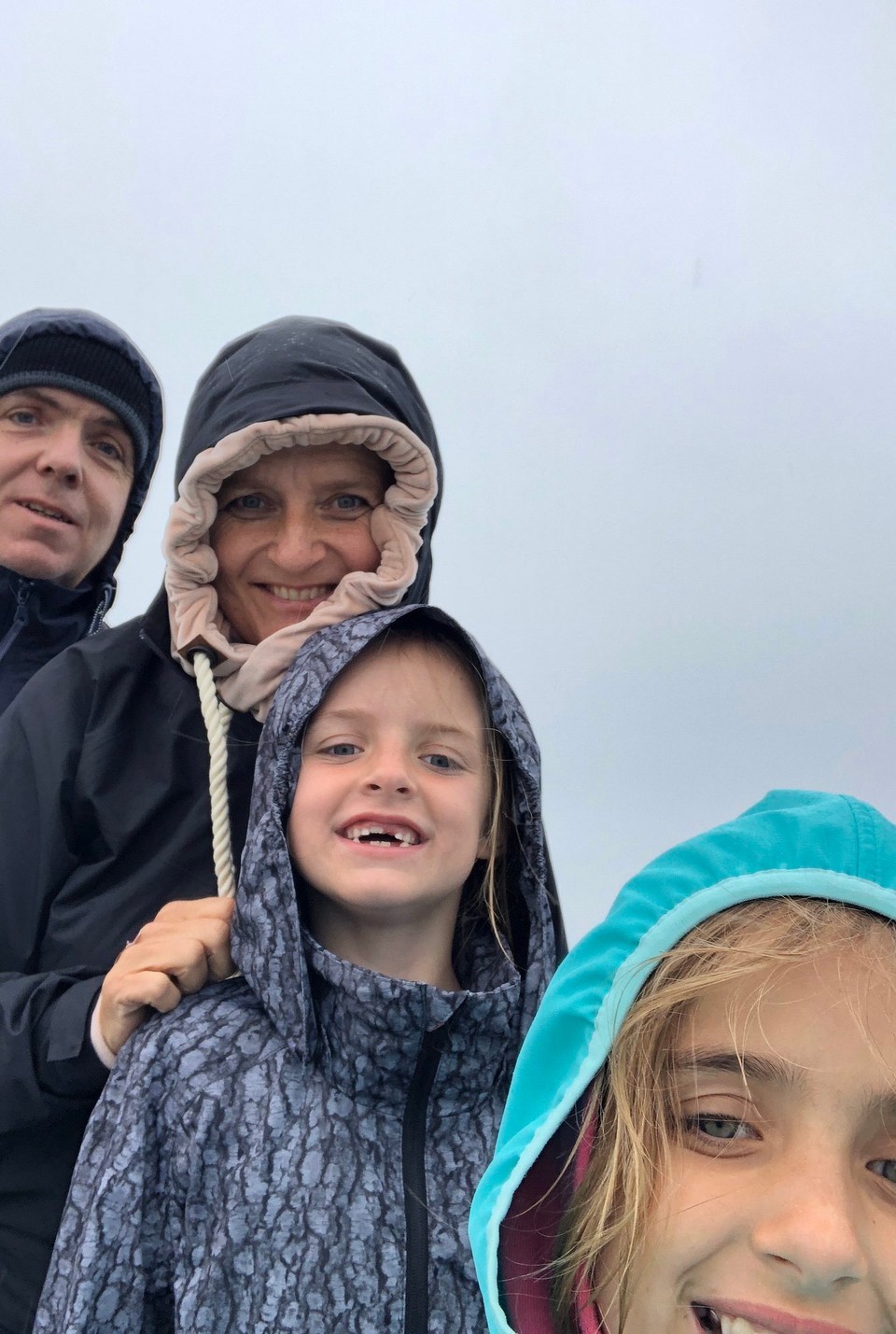 Island - Reykjavík - Hier im Perlan sind alle isländischen Naturwunder zu sehen. Ein Museum über Vulkane, Gletscher, Eis, Polarlichter... Alles, was Island so einzigartig macht, wird hier im Perlan thematisiert und sehr anschaulich den Besuchern näher gebracht...