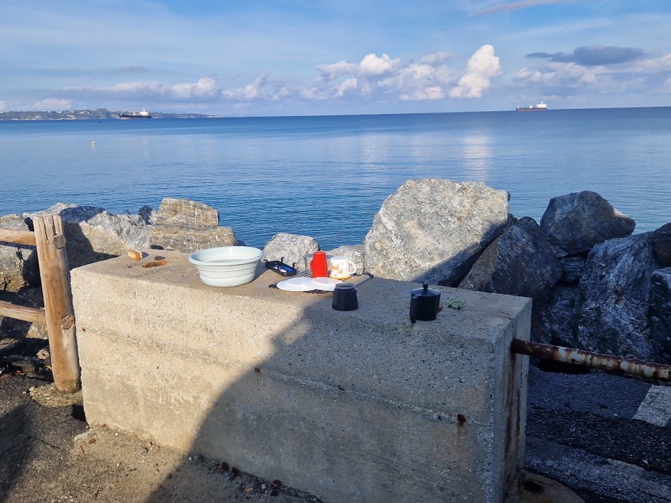 Italien - Catanzaro - Abwasch am Strand