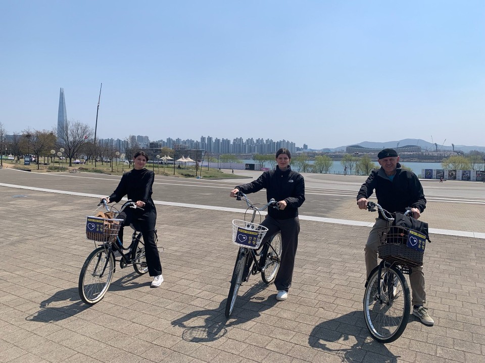 대한민국 - 서울특별시 - Am Han Fluss entlang fahre 🚲