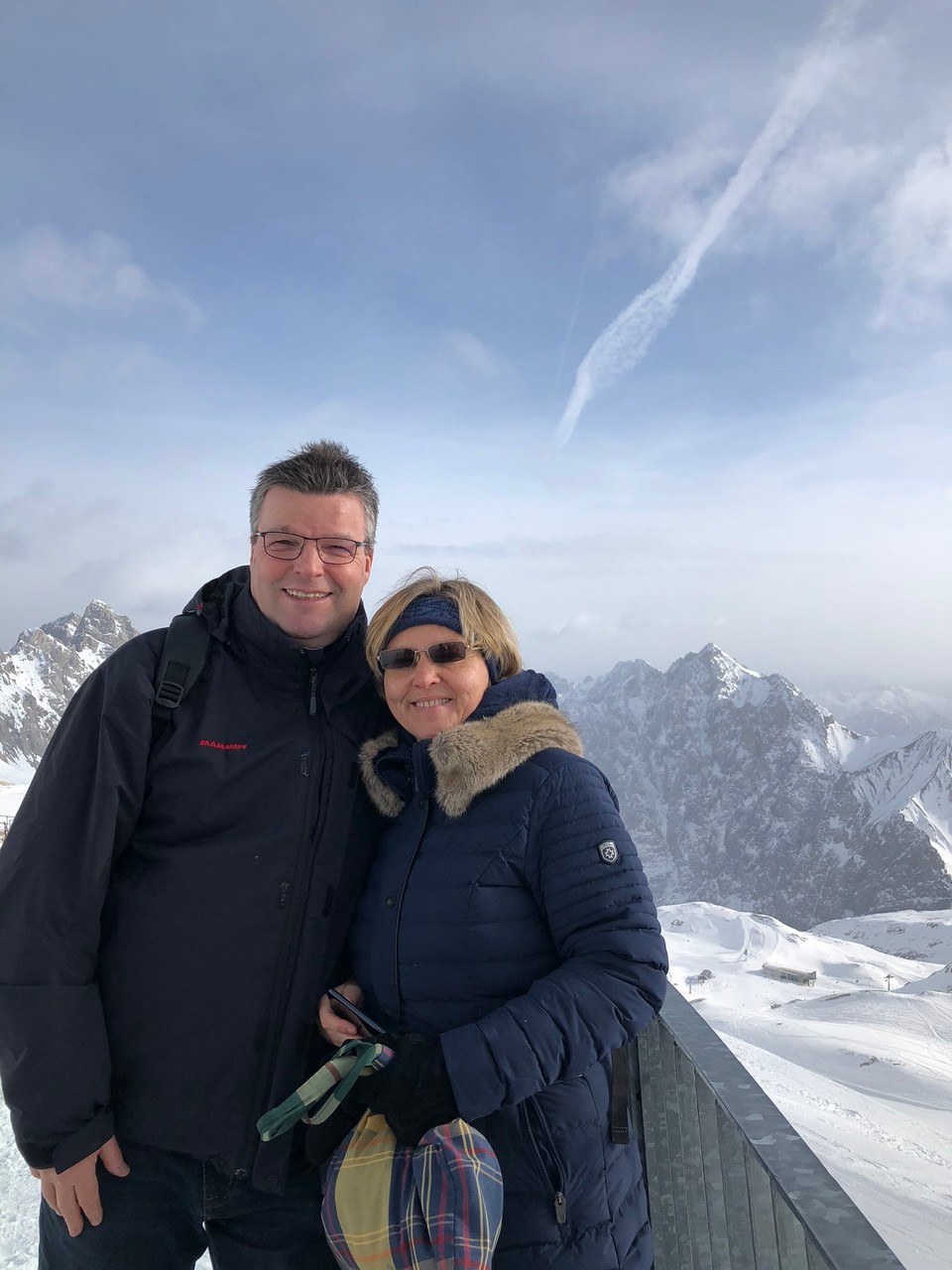 Deutschland - Mainz - Nicht wirklich Mainz und auch nicht März, sondern die Zugspitze im Januar. Ich hab halt kein Foto von Mainz am Abend im März. 
Echt Fotos unserer Reise folgen. 
Wenn wir denn morgen loskommen. 