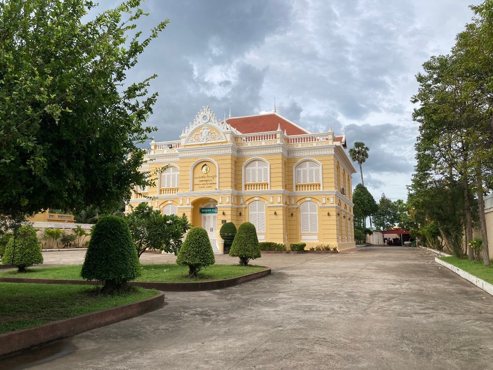 Kambodscha - Kampot - Gebäude der Nationalbank