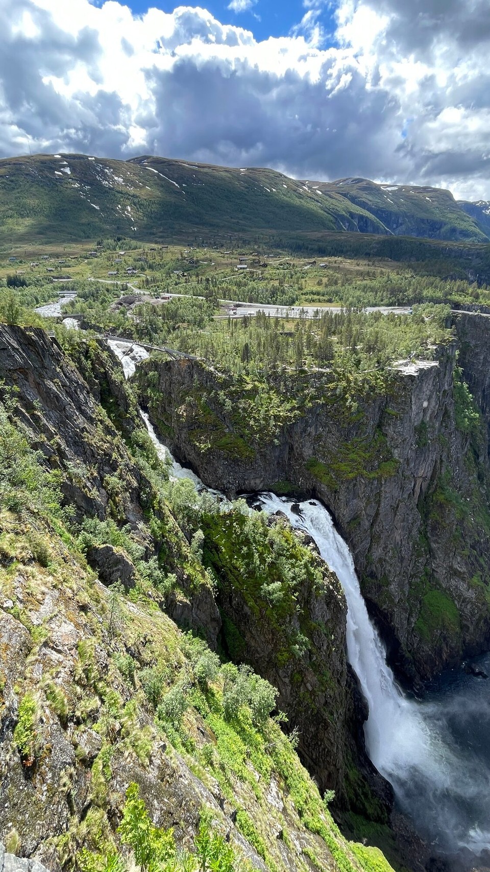 Norwegen - Eidfjord - Spektakuläre Voringsvossen