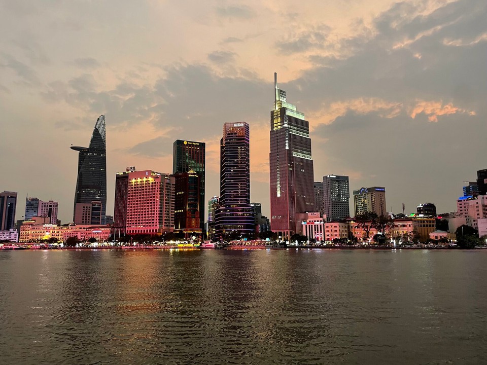 Vietnam - Ho-Chi-Minh-Stadt - Mega schöni Skyline, bsunders i de Nacht🤩