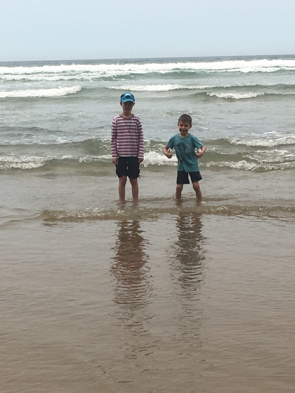 Neuseeland - Purakaunui - Spaß im Meer. Für uns zum Baden viel zu kalt.