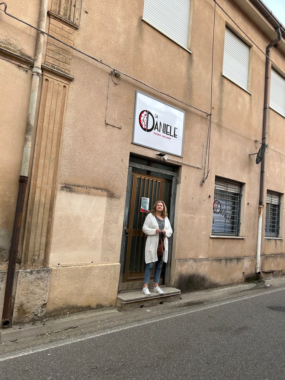 Italien - Tresnuraghes - Pizza für Mutige.