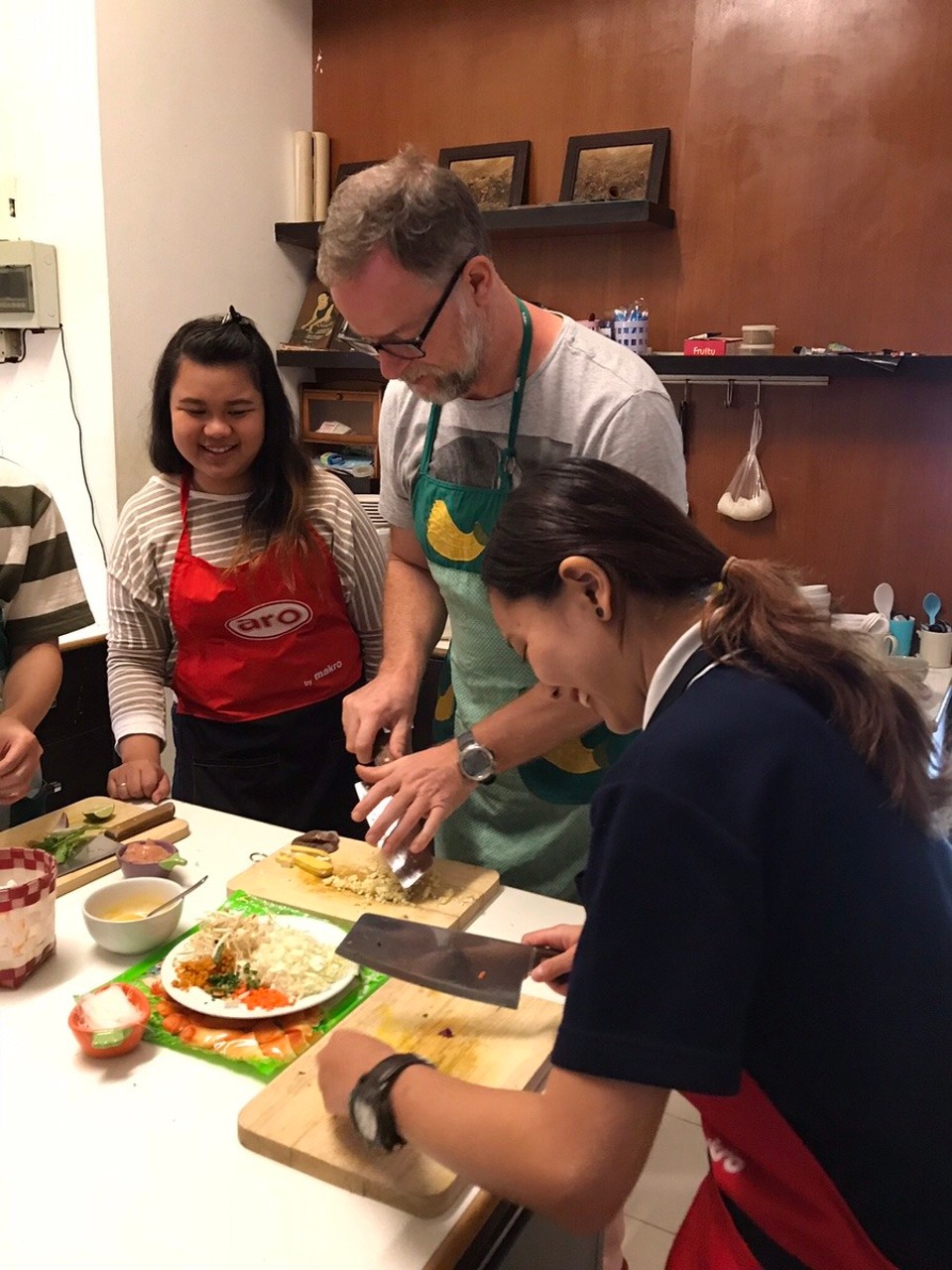 Thailand - Chiang Mai - J hard at work at Basil Cookery School