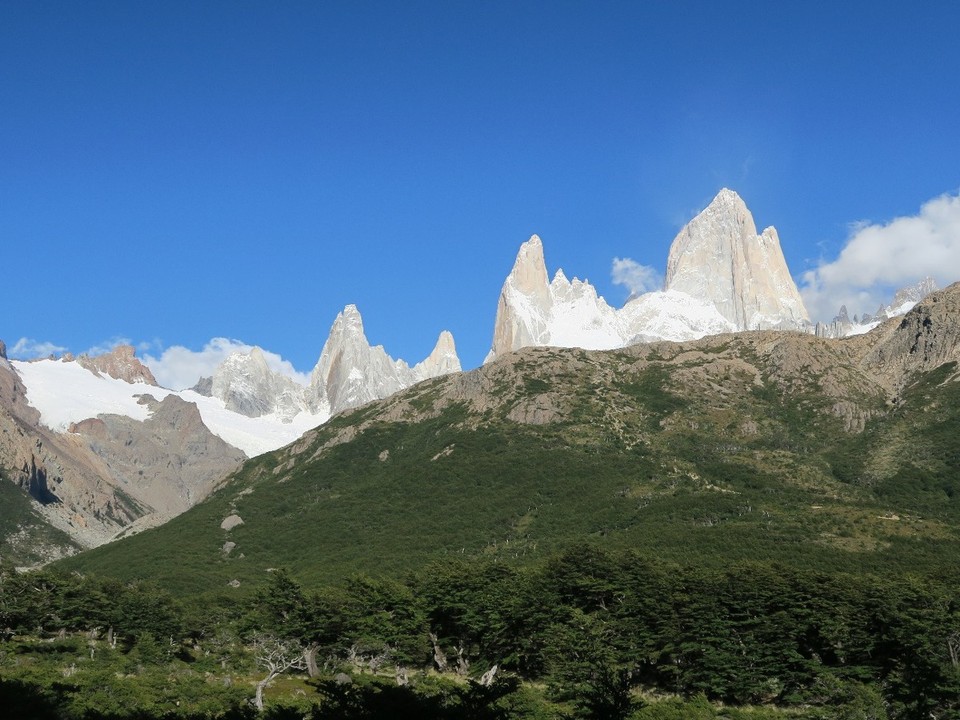 Argentina - El Chaltén - 3e jour : Une eclaircie vue du campement, bien degage ce fitz roy!