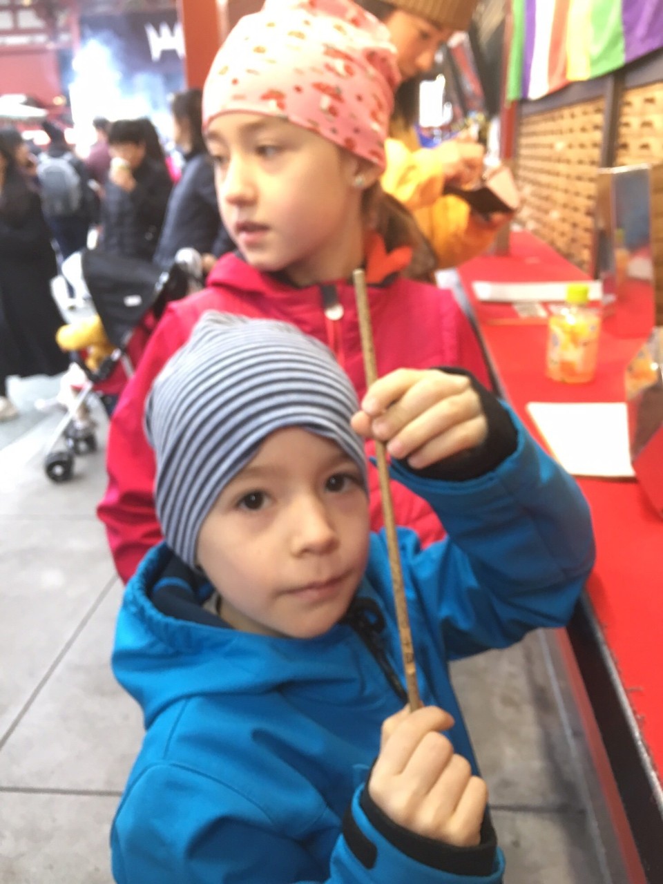 Japan - Taito-Ku - Nicolas' Stäbchen.
