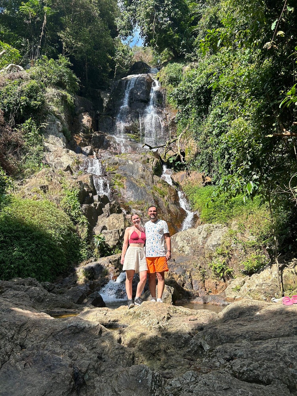 Thailand - Koh Samui - Ein schöner Wasserfall, 18m groß. 
