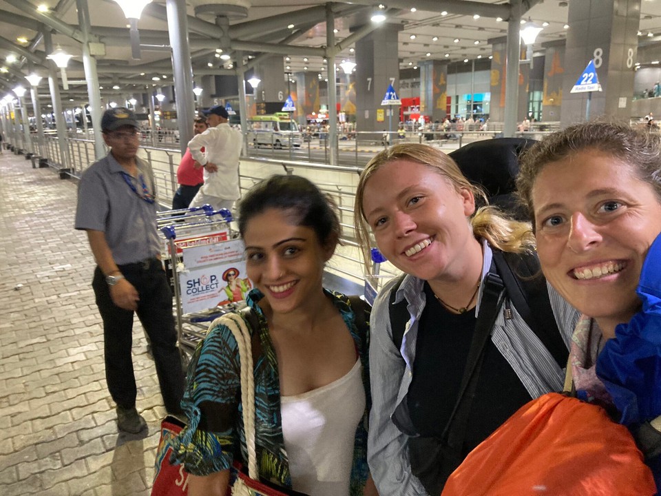 Indien - Neu-Delhi - Wiedersehen mit Diana und Sparshita läd uns zu sich zum Abendessen ein 🥳