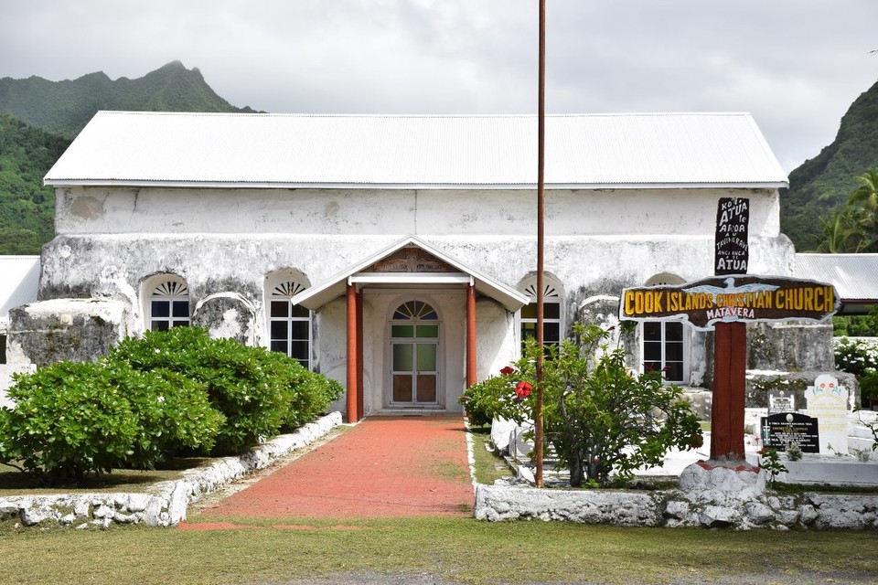 Cookinseln - Rarotonga - Eine typische Kirche, wie sie in jedem Dorf steht