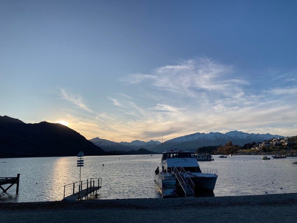 Neuseeland - Pukaki - Hitchhiking ist heute einfacher, als eine Unterkunft für die Nacht zu finden. Hat aber dann zum Glück doch noch geklappt 