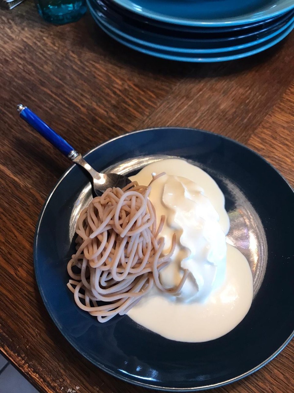 Schweiz - Plasselb - Mascarponeplätzchen mit doppelter Sahne und Kastanienspaghetti 