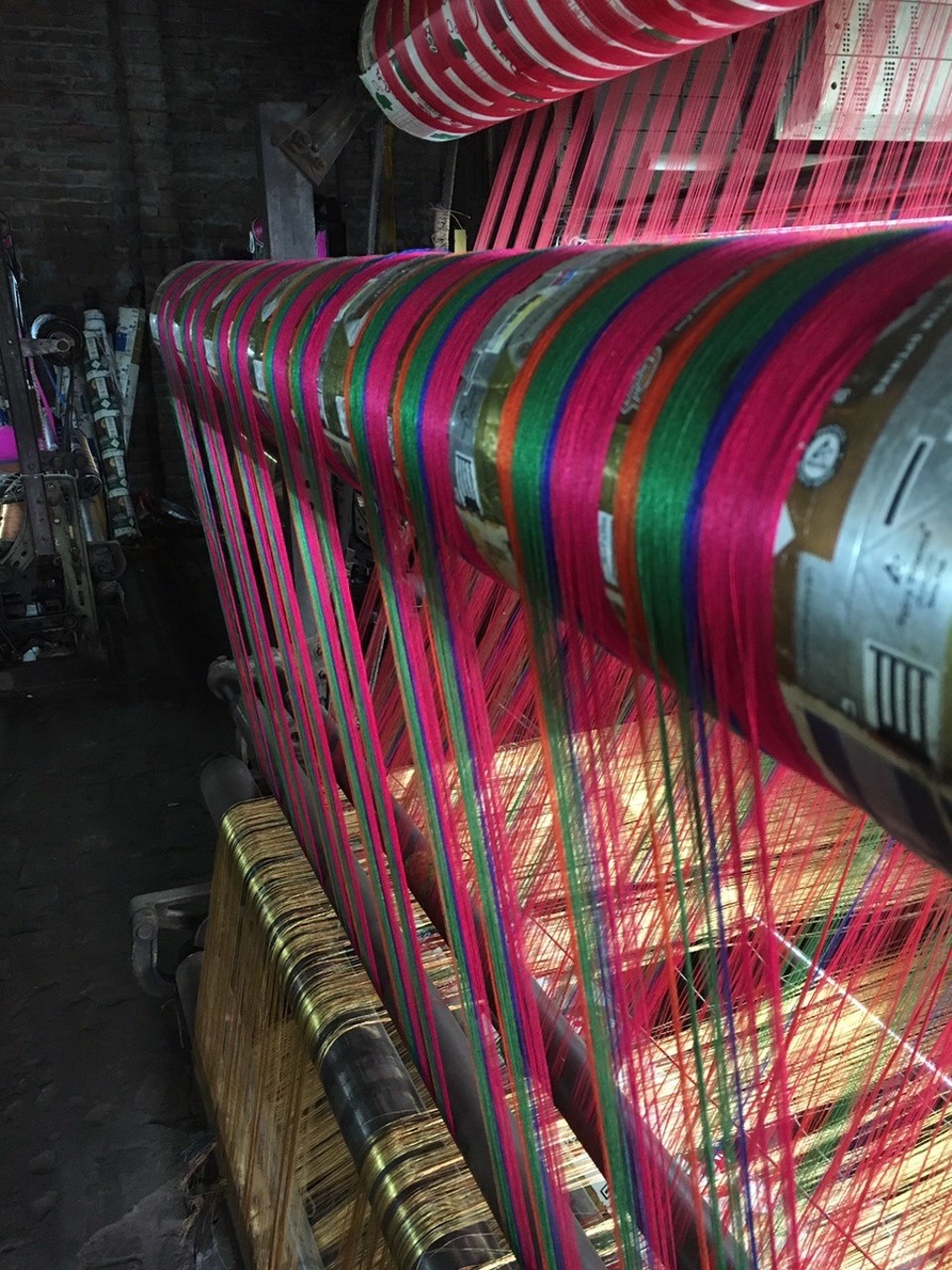 Indien - Varanasi - Stoff Produktion Silk 