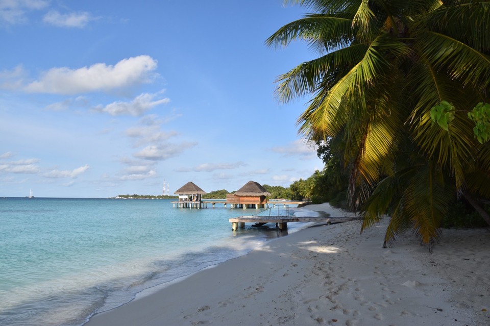 Malediven -  - Der Tag beginnt mit Sonnenschein 
