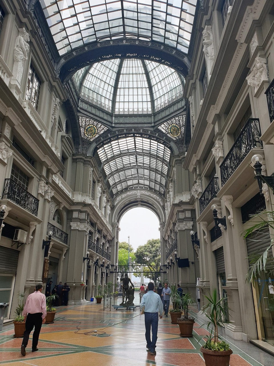 Ecuador - Guayaquil - Inside the city administration building