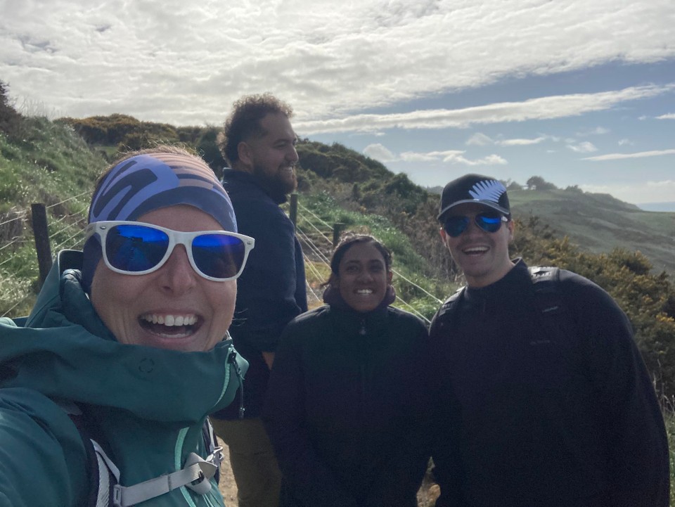 Neuseeland - Dunedin - Unerwartet ein Ausflug zu viert 😊
Früh im Hostel über den Tagesausflug gesprochen und zack ins Auto und losgedüst 😎
Für uns ging es zunächst zum Tunnelbeach - neben mir Erick, Joëlle und Javier