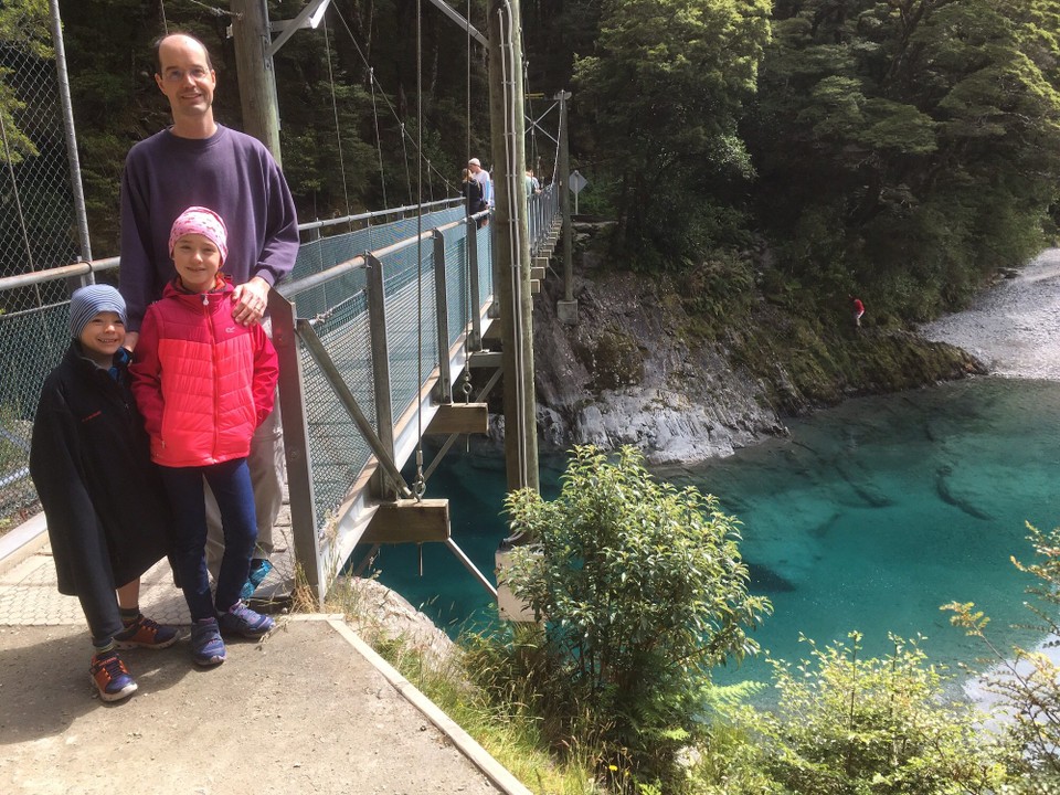 Neuseeland -  - Wir machen eine kurze Pause und wandern zu den Blue Pools.