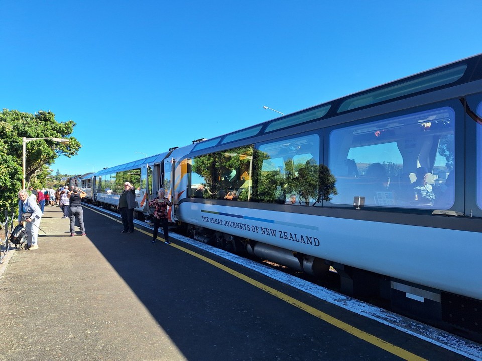 Neuseeland - Picton - Coastel Pacific Zuglinie von Picton nach Christchurch 