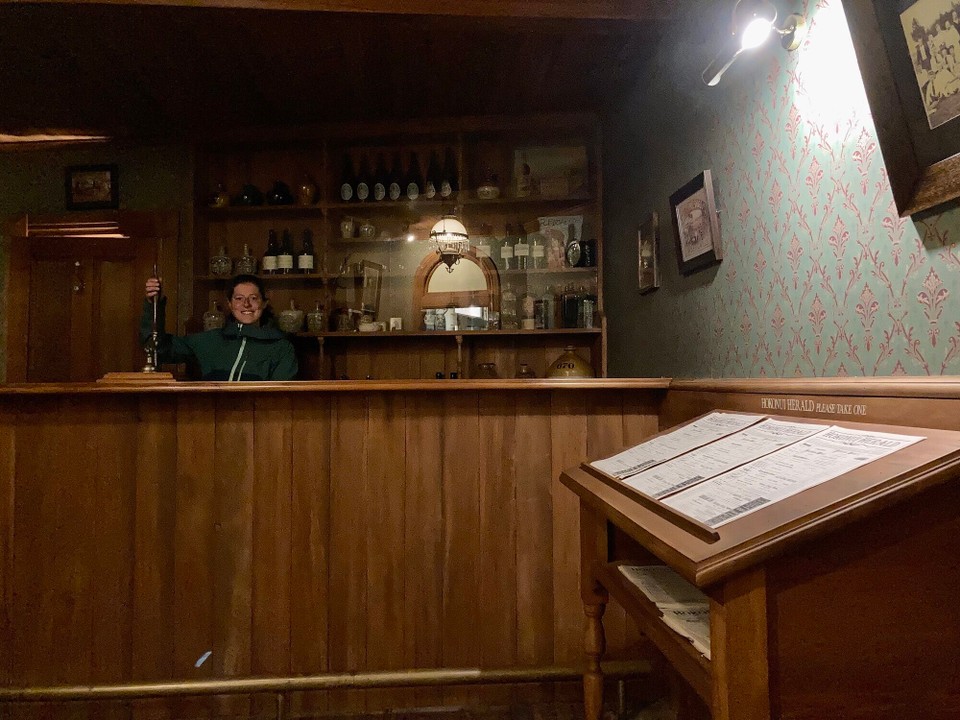 Neuseeland - Gore - Eine spätere Entscheidung ermöglichte den Alkoholgenuss aber in nur in Pubs und auch nur bis sechs Uhr abends 🤷🏻‍♀️
