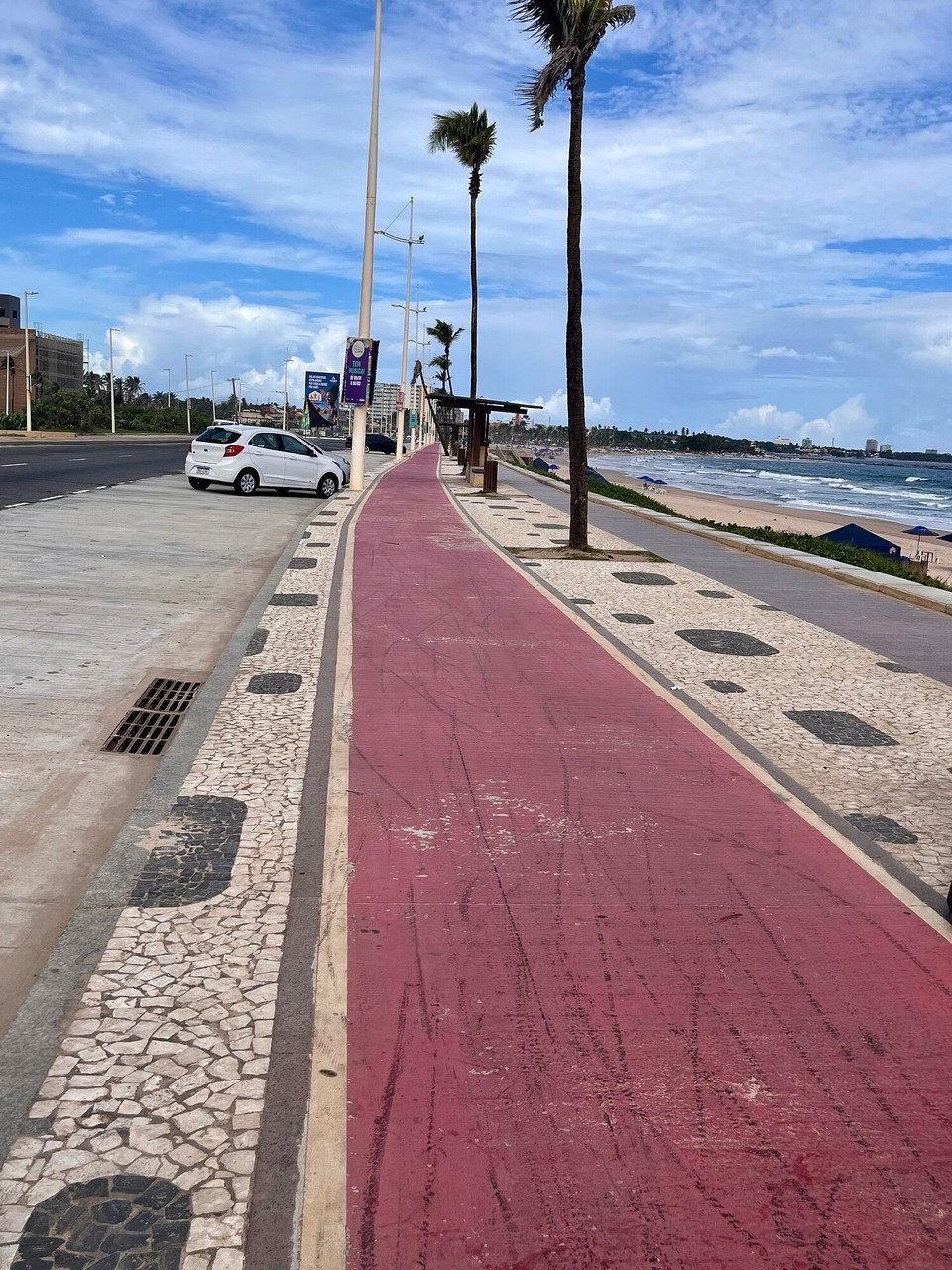 Brasilien - Salvador - Promenade mit tollen Radwegen, durchgehend am Meer entlang? 