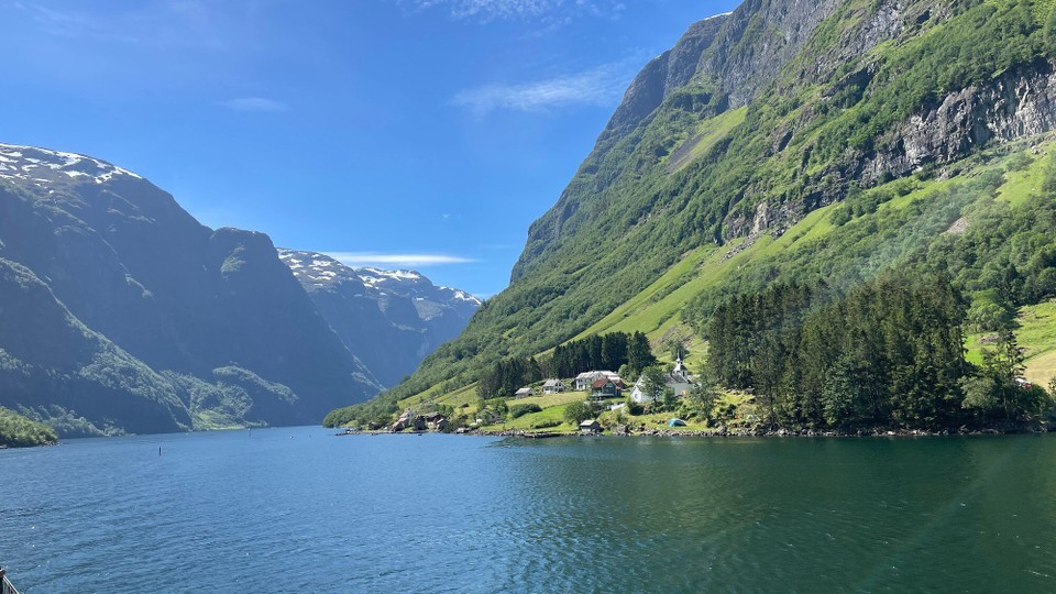 Norwegen - Flåm - durch den Naeroyfjord 