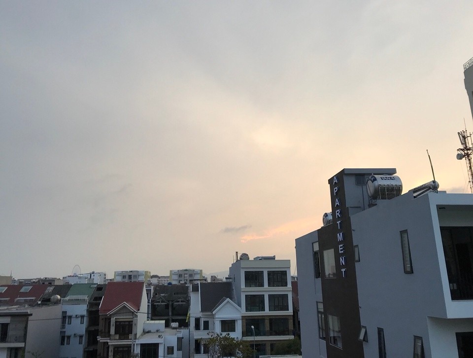 Vietnam - Da Nang - Watching the sunset in Da Nang