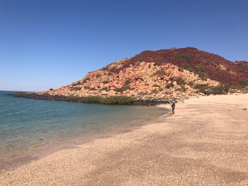  - Australia, Karratha - Hearson Cove