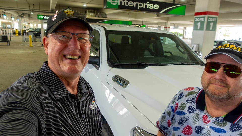 USA - New Orleans - Ist ja nochmal gutgegangen, wieder die geile fette Karre, nur in weiß. Geht auch.