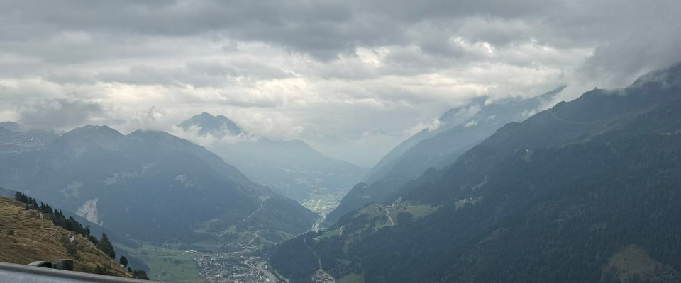 Schweiz - Airolo - Immer höher geht‘s den Gotthard-Pass hinauf