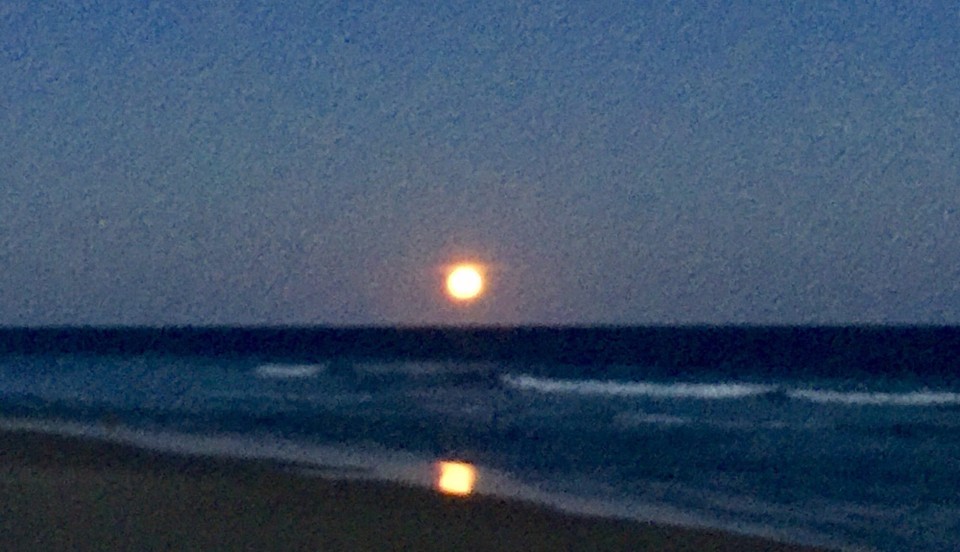 Brasilien - Salvador - Mondaufgang Vollmond