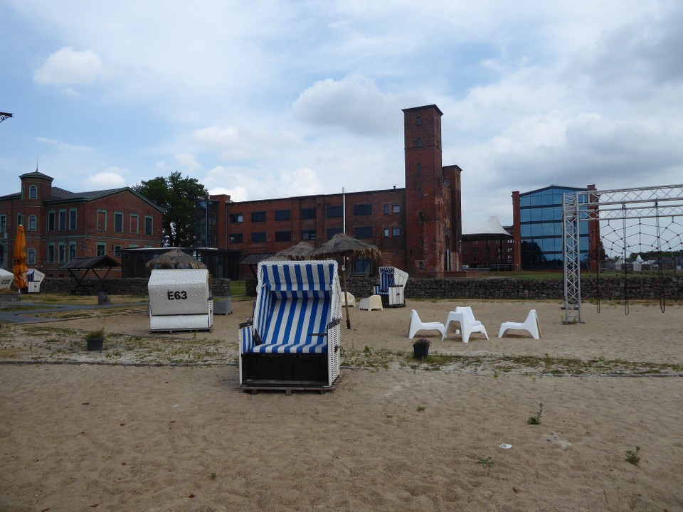 Deutschland - Havelberg - Weil nämlich die Strandkneipe noch nicht offen hatte. Sonst hätte ich hier meine erste größere Pause gemacht.