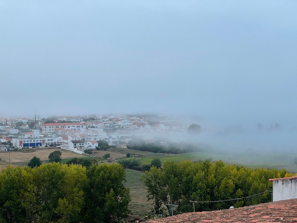 Portugal - Aljezur - Morgens ist es oft ziemlich frisch und einmal hatten wir auch Nebel