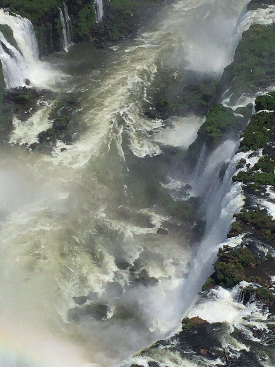 Brasilien - Foz do Iguaçu - Direkt über den Fällen